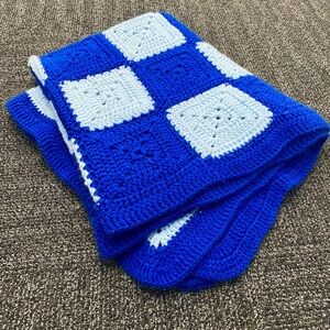 Vintage Knit Blanket Afghan Handmade Solid Square Crochet Checked Pattern 67x41